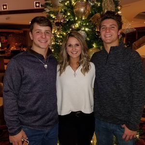 Meet your Posher, Carrie